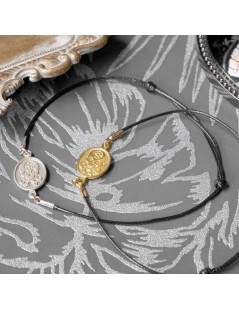 bracelet lien coton ciré noir réglable avec médaille en argent 925
